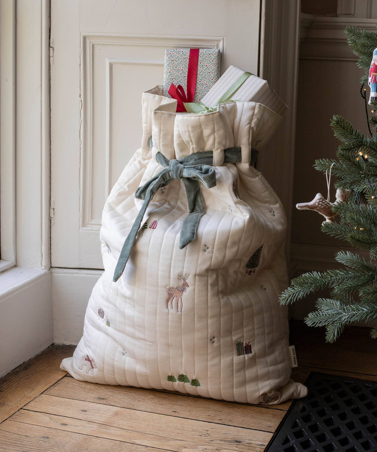 Sac cadeau de Noël en coton bio – La magie sous le sapin