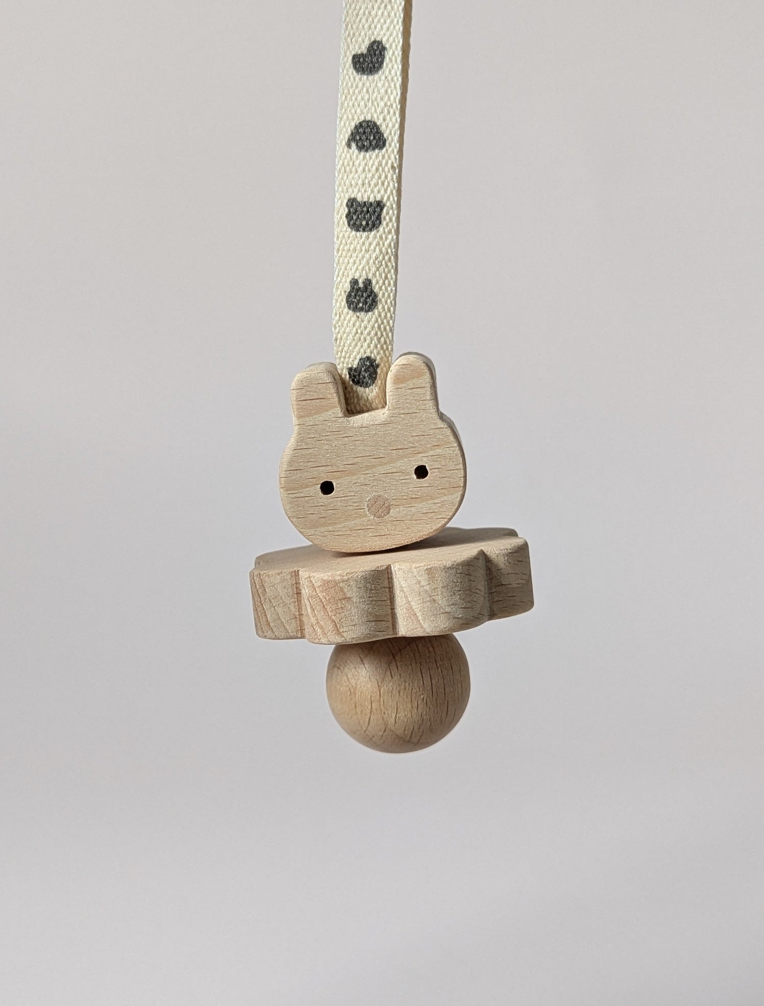 Hochet en bois- MINUS